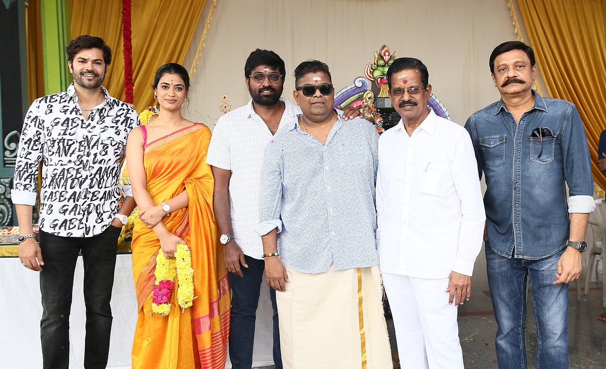 Train: இயக்குநர் மிஷ்கின் - விஜய் சேதுபதி இணையும் 'ட்ரைன்' படத்தின் பூஜை | Photo Album