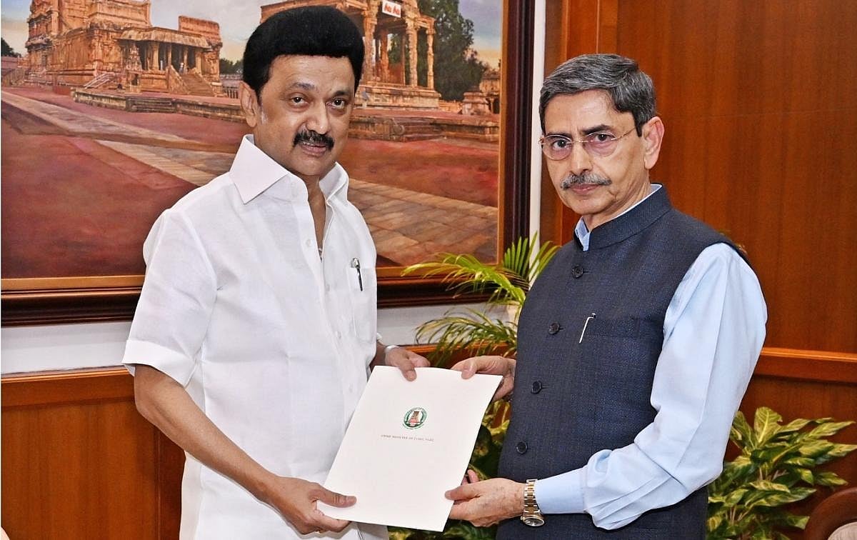 உச்ச நீதிமன்ற தீர்ப்பு : `பல்கலைக்கழக வேந்தர் பதவியிலிருந்து ஆளுநர் விடுவிப்பு’ - வழக்கறிஞர் வில்சன்