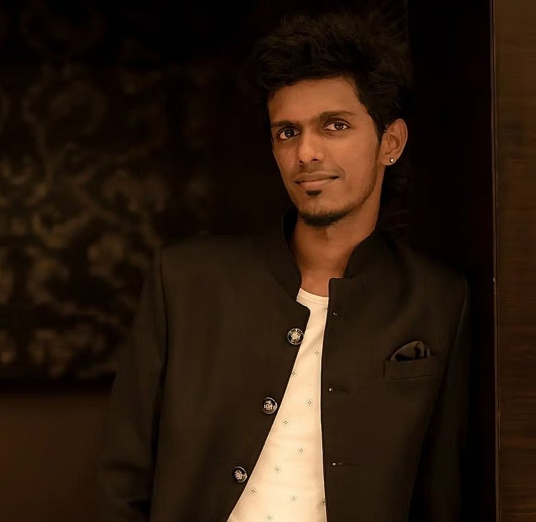 KPY Bala:`வாழவைத்த சென்னைக்கு என்னால் முடிந்த உதவி'- 200 குடும்பங்களுக்கு ரூ.2 லட்சம் வழங்கிய பாலா 