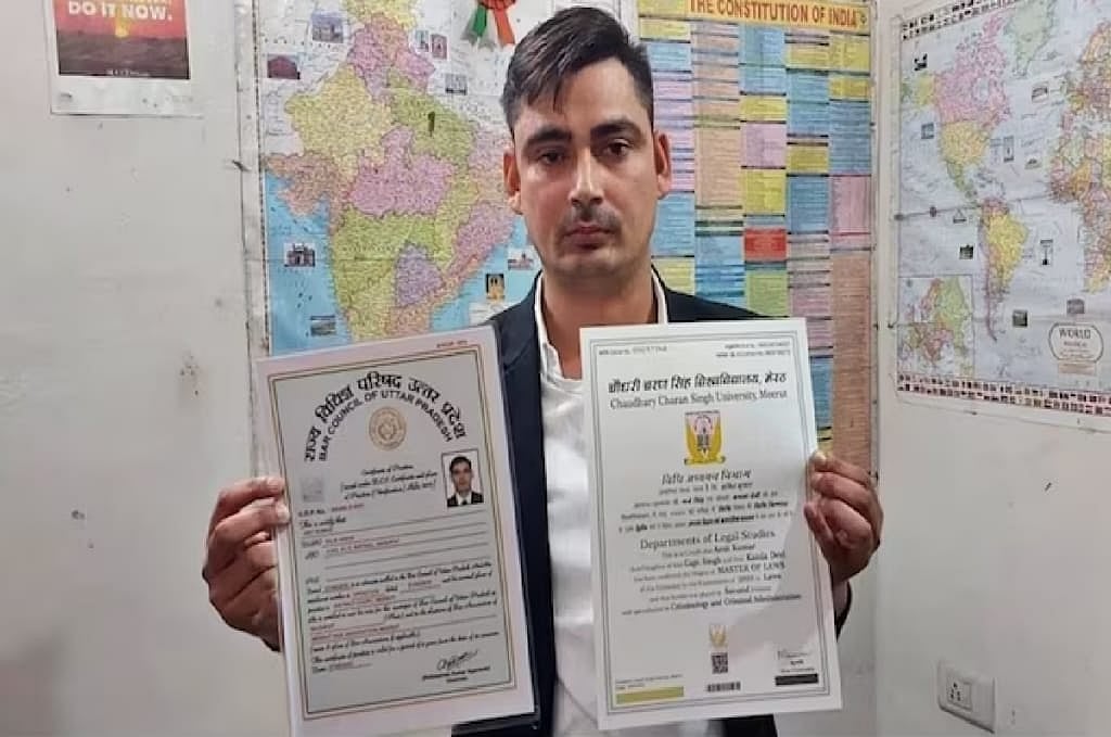 தனக்கு எதிரான கொலை குற்றச்சாட்டு... சட்டம் பயின்று, வாதாடி குற்றமற்றவர் என நிரூபித்த நபர்!