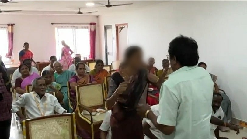 சேலம்: `அடிப்படை வசதிகளைக்கூட செய்து தருவதில்லை'- நகராட்சி கூட்டத்தில் தீக்குளிக்க முயன்ற கவுன்சிலர்