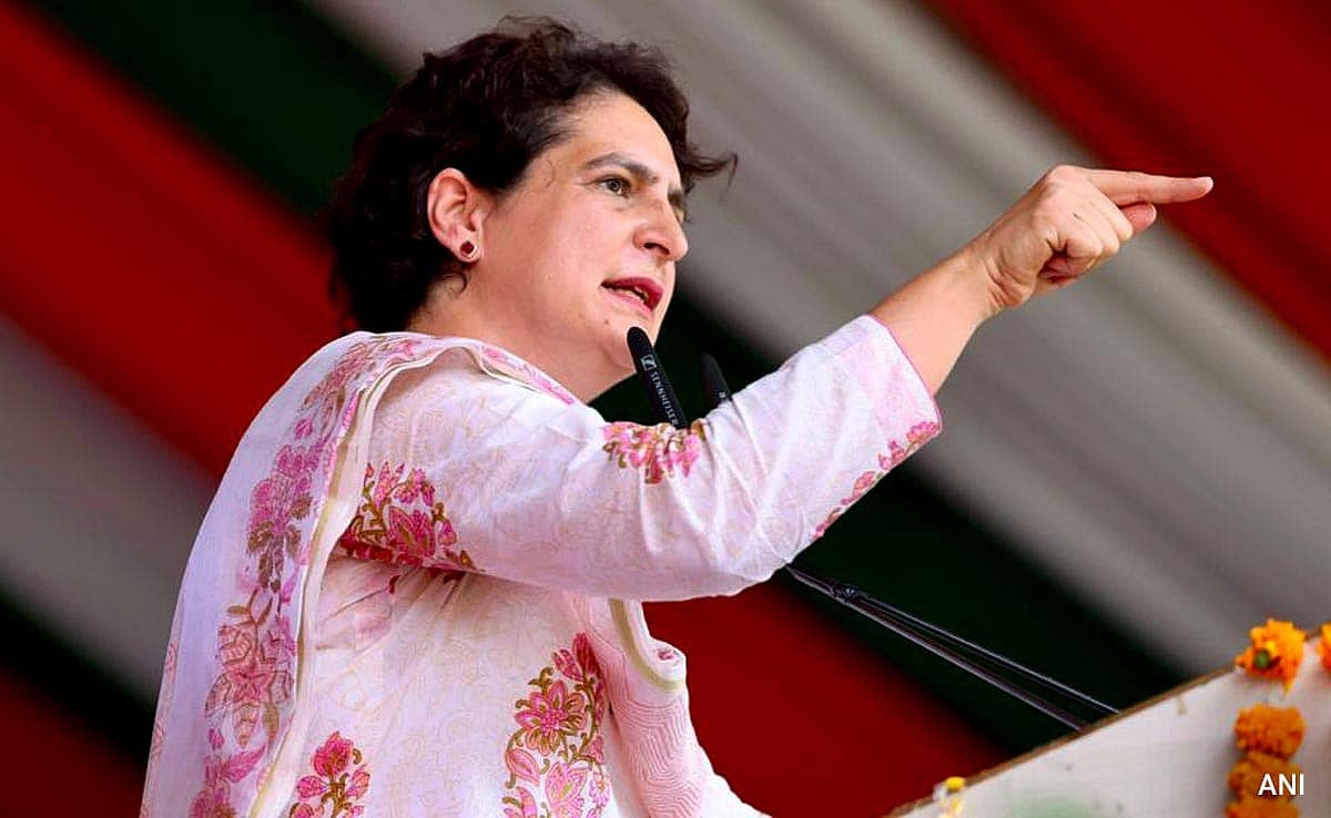 பண மோசடி வழக்கு; குற்றப்பத்திரிகையில் பிரியங்கா காந்தியின் பெயர்! - நெருக்கும் அமலாக்கப் பிரிவு