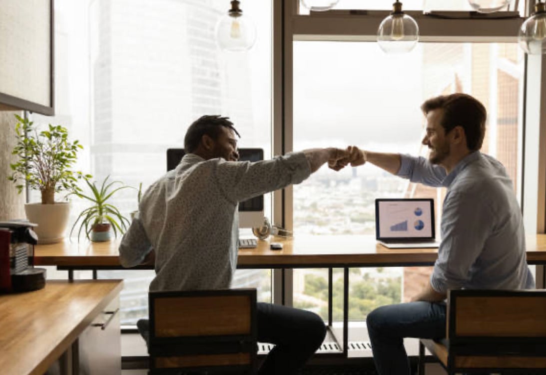 கண் கண்ட தொடர்பு - குறுங்கதை  | My Vikatan 