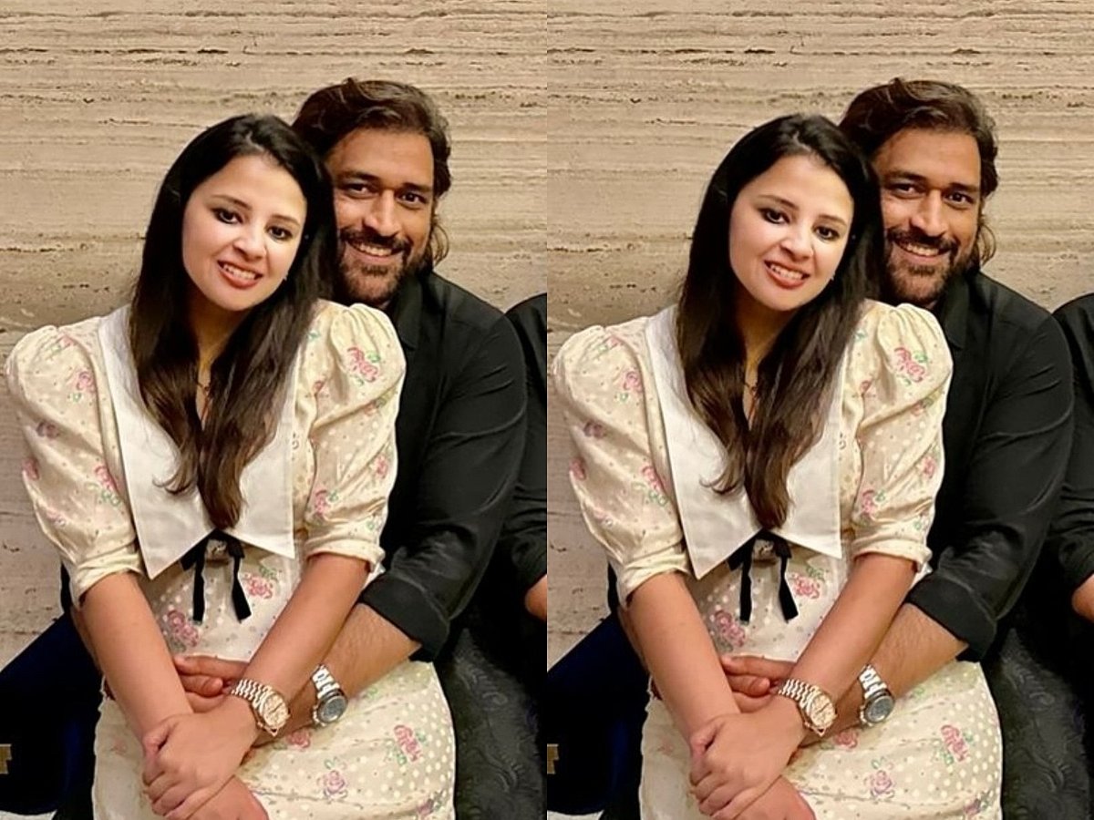 Dhoni: துபாயில் புத்தாண்டைக் கொண்டாடும் தோனி; வைரலாகும் புகைப்படங்கள்। Photo Album