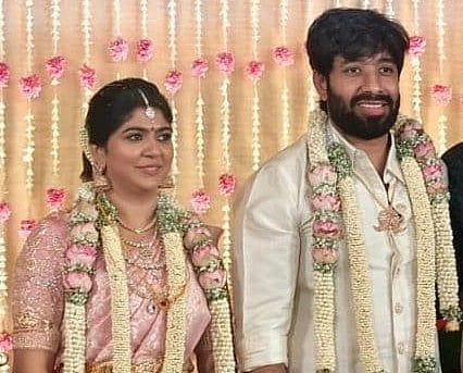 சிவாஜி வீட்டு மாப்பிள்ளையான 'மார்க் ஆண்டனி' இயக்குநர்;வைரலாகும் திருமணப் புகைப்படங்கள்|Photo Album  