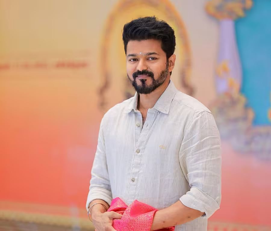Vijay:  பெரும் சிரமம்; `கைகோர்ப்போம் துயர்துடைப்போம்' - விஜய் பதிவு