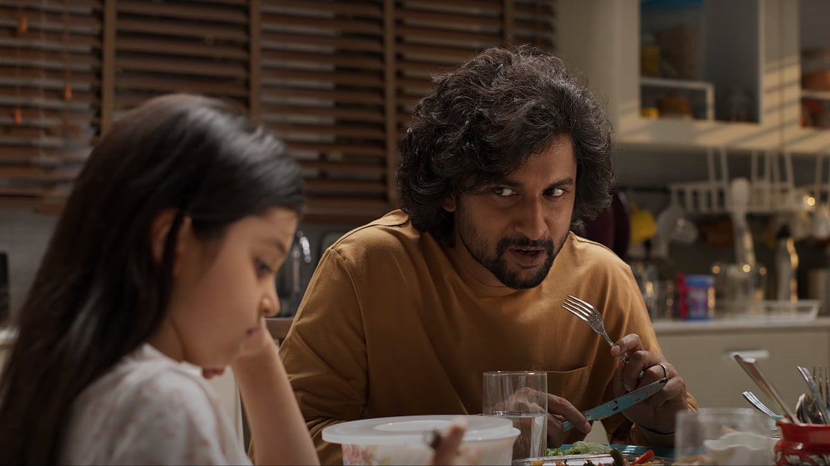 Hi Nanna Review: நானி ஃபேன்ஸ்... இ சினிமா மீ அந்தரிக்கோசமே! - `ஹாய் நான்னா' படம் எப்படி? 