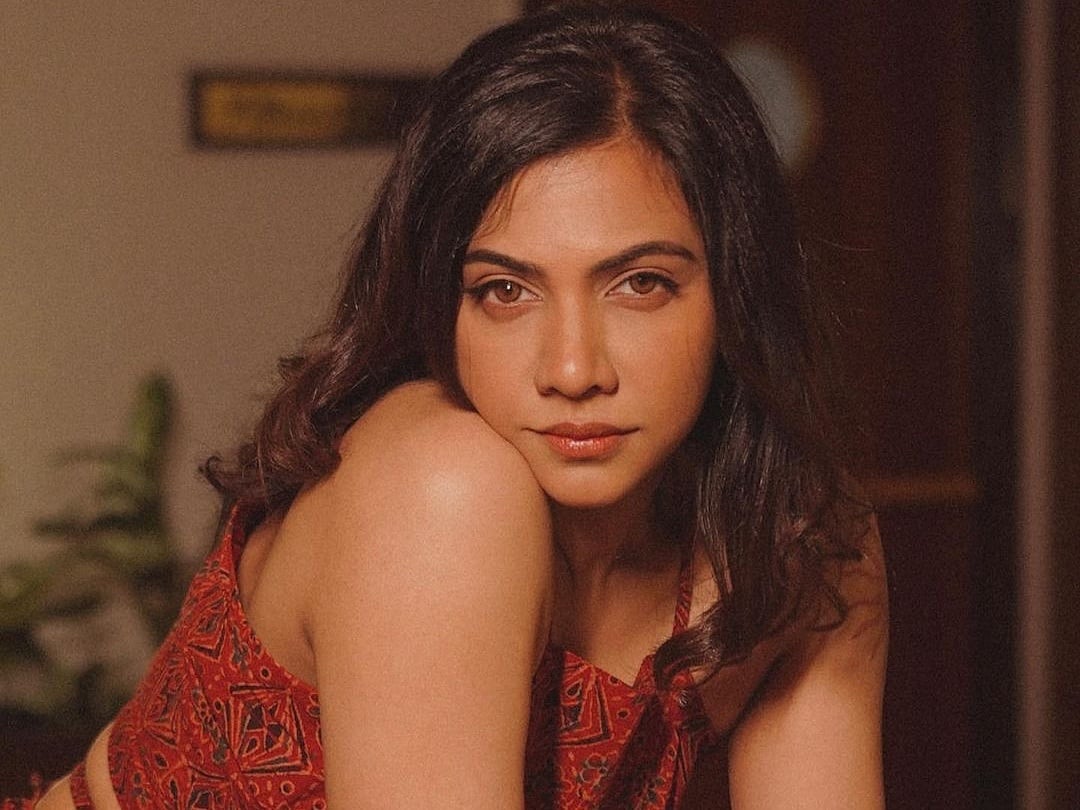 Madonna Sebastian: `ஆக்ஸிஜன் தந்தாயே...'; மடோனா செபாஸ்டியன் லேட்டஸ்ட் போட்டோஸ் | Photo Album