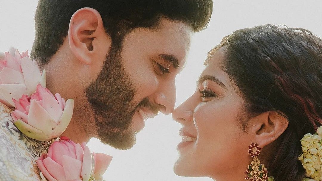 `சாட்டை' பட நடிகையை மணந்த `நீ நான் காதல்' தொடர் நாயகன்! 