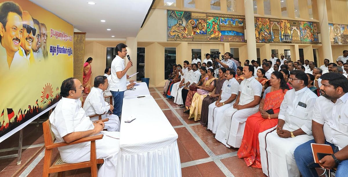 `உட்கட்சி பூசல், பனிப்போர்’ - குமரி, தூத்துக்குடி, மதுரை, தேனி கடமுடா... அறிவாலய ஏரியா ரவுண்ட்அப்!