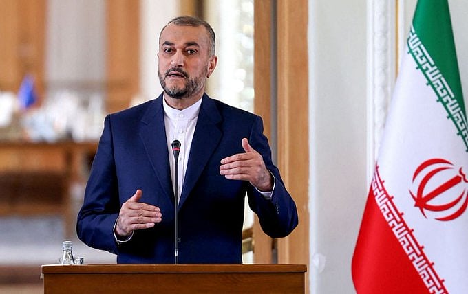 இரான் வெளியுறவுத்துறை அமைச்சர் ஹொசைன் அமீர் அப்துல்லாஹியன்