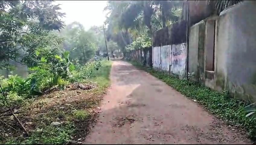 போடப்படாத சாலை