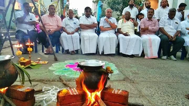 `புதுச்சேரியில் கூட்டணி தொடர்கிறதா?’ - சமத்துவப் பொங்கலால் பொங்கிய திமுக; கொதித்த காங்கிரஸ்