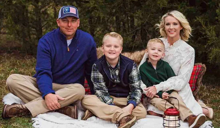 ,Mullins and family