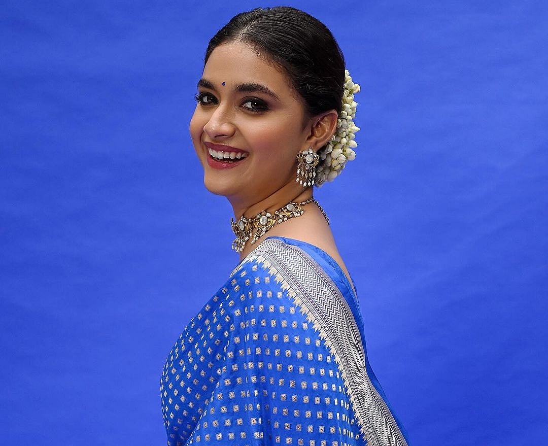 Keerthy Suresh: `ஒளி எங்கு போகும்...
உன்னை வந்து சேரும்'- கீர்த்தி சுரேஷின் லேட்டஸ்ட் க்ளிக்ஸ்!