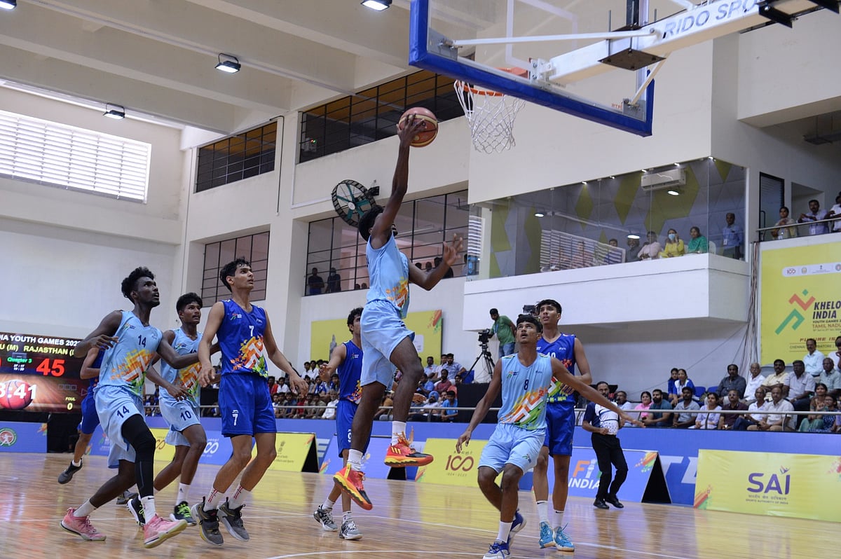 கேலோ இந்தியா: இறுதிப்போட்டியில் பாட்ஷாவாக மிரட்டிய தமிழகம்; ஆடவர் கூடைப்பந்தில் தங்கம்!