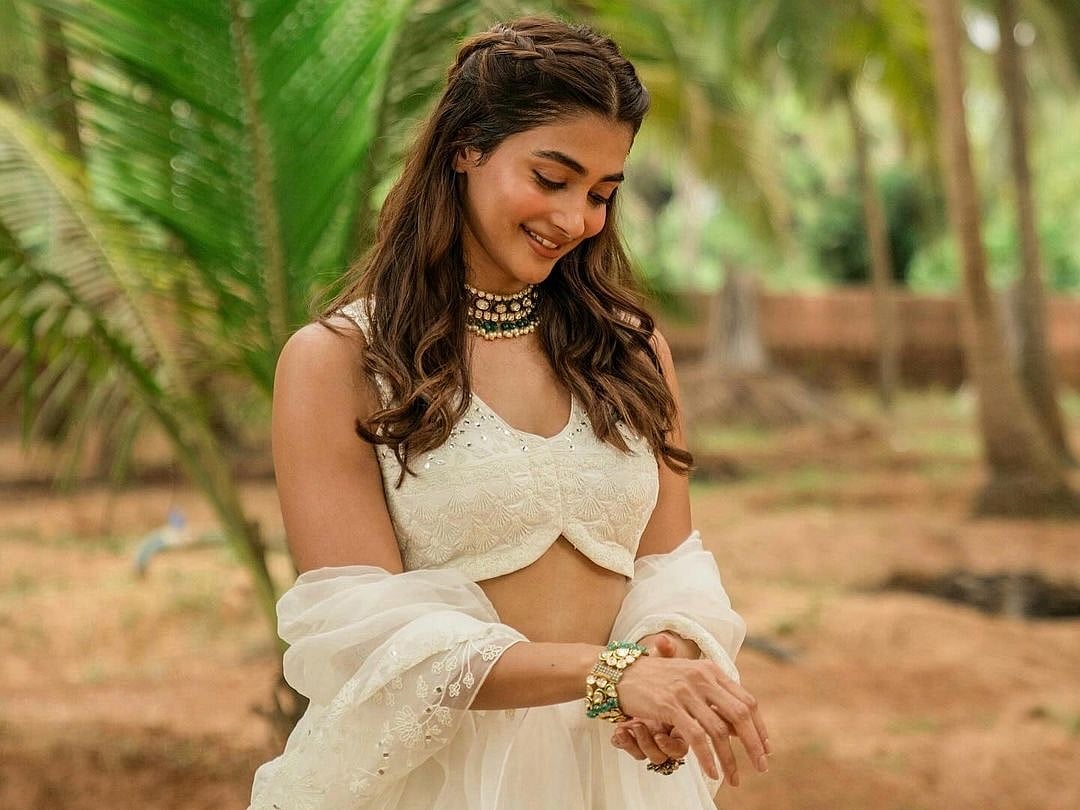 Pooja Hegde: பூஜா ஹெக்டேவின் லேட்டஸ்ட் க்ளிக்ஸ்! |Photo Album  