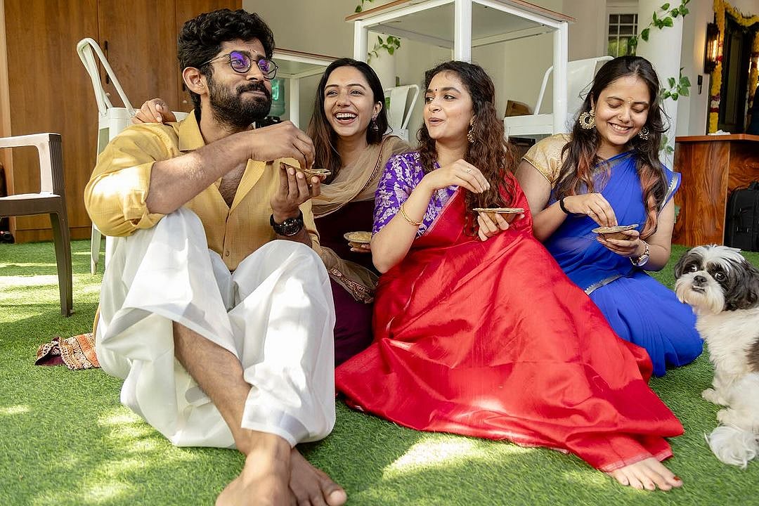 Keerthy Suresh: கீர்த்தி சுரேஷின் பொங்கல் கொண்டாட்டம்! | Photo Album