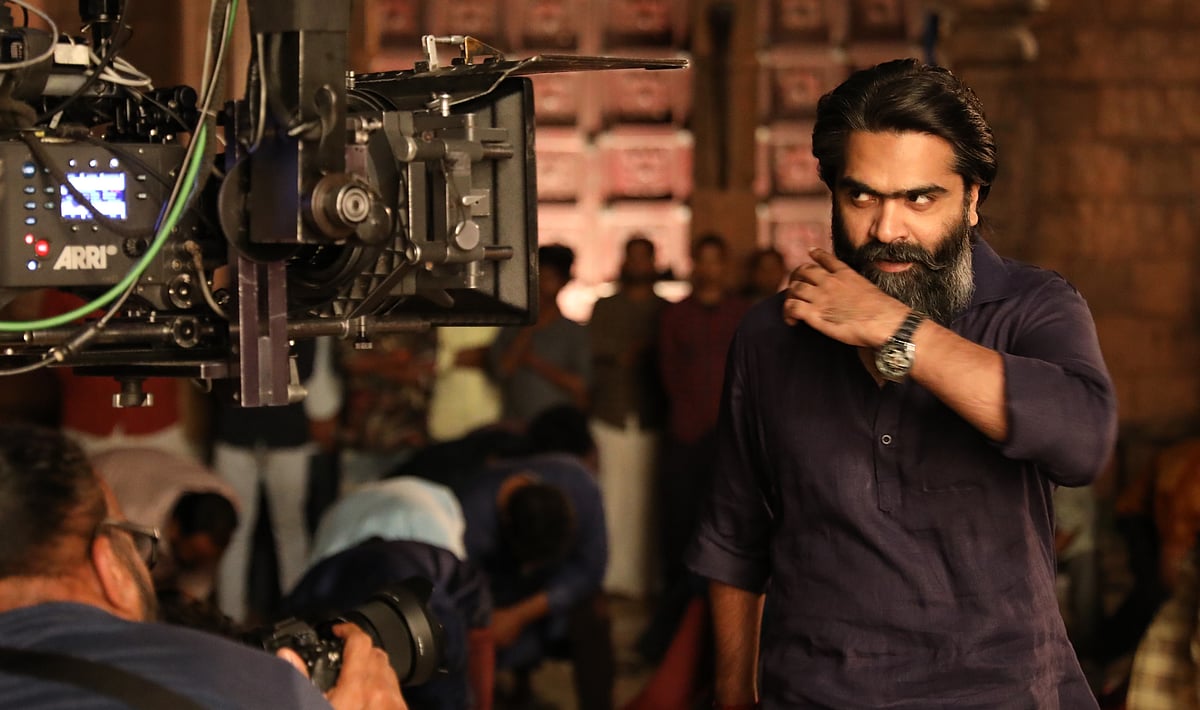 SilambarasanTR: அம்மா தந்த கார்; சந்தானத்துக்கு வைத்த பெயர்! - சிம்பு குறித்த சில தகவல்கள்!