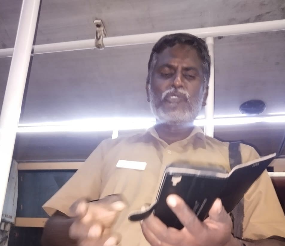 அரசுப்பேருந்தில் மாட்டிறைச்சியுடன் பயணித்த பெண் - பாதியில் இறக்கிவிட்ட ஒட்டுநர், நடத்துனர் சஸ்பெண்ட்