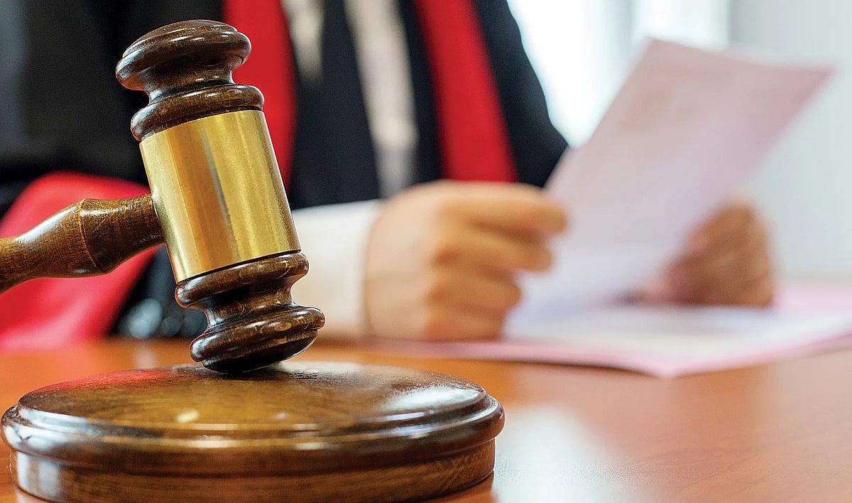 `சாட்சியங்கள் நம்பும்படி இல்லை' - 9 வருட பாலியல் வழக்கில் குற்றம்சாட்டப்பட்டவரை விடுவித்த நீதிமன்றம்