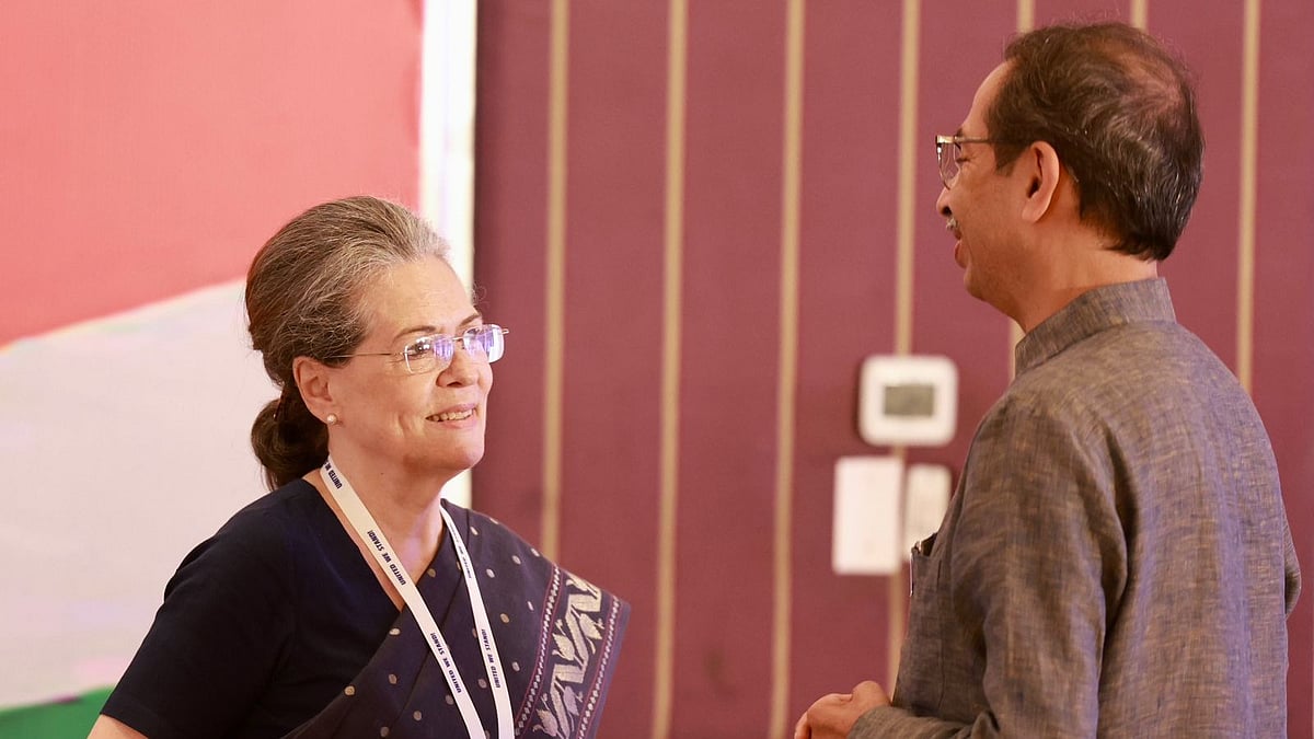 `8 தொகுதிகளில் சிக்கல்..!' உத்தவ் தாக்கரேயிடம் போனில் பேசிய ராகுல் - வேகம் காட்டும் காங்கிரஸ்!