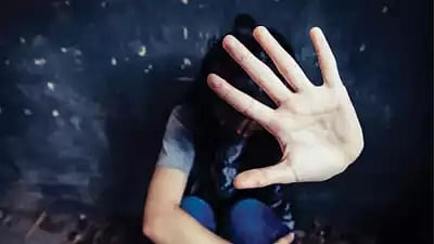 திரிபுரா: பாலியல் வன்கொடுமை வழக்கில் வாக்குமூலம் கொடுக்க வந்த பெண்; பாலியல் சீண்டல் செய்த நீதிபதி!