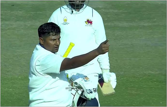 Sarfaraz Khan: `இழக்கறதுக்கு ஒண்ணும் இல்ல; ட்ராக் பேன்ட் விற்கவே போயிடலாம்!' - சர்ஃபராஸ் சாதித்த கதை