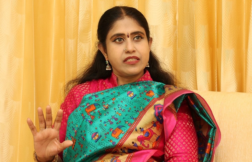 மிஸ்ஸான காங்கிரஸ் தலைவர் / சட்டமன்றக் கட்சித் தலைவர் பதவி... விஜயதரணி விலகியதன் பின்னணி என்ன?!