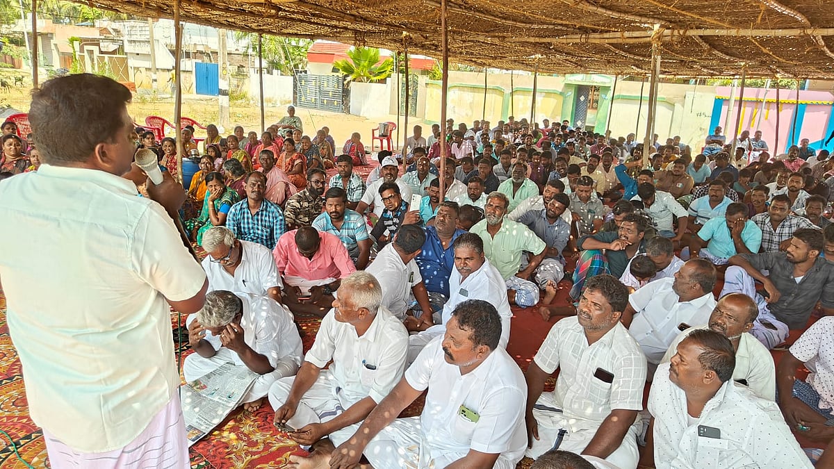 வேலைநிறுத்தத்தை தொடர்ந்து உண்ணாவிரதம்! - மீனவர்களின் தொடர் போராட்டங்களால் தகிக்கும் ராமேஸ்வரம்