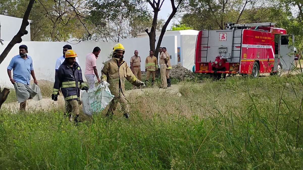தொடர் கதையாகும் பட்டாசு ஆலை விபத்துகள்; பறிபோகும் ஏழை தொழிலாளர்களின் உயிர்கள் - தீர்வு தான் என்ன?!