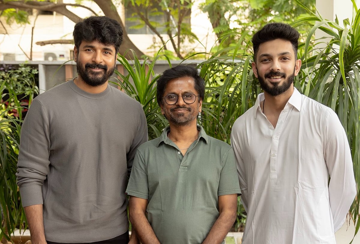 SK23: சிவகார்த்திகேயன், ஏ.ஆர்.முருகதாஸ், அனிருத் கூட்டணியில் உருவாகும் படத்தின் பூஜை | Photo Album