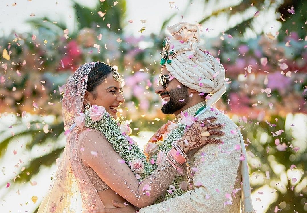 Rakul Preet Singh: நட்சத்திரங்கள் வாழ்த்து; காதலனைக் கரம் பிடித்தார் நடிகை ரகுல் ப்ரீத் சிங்!