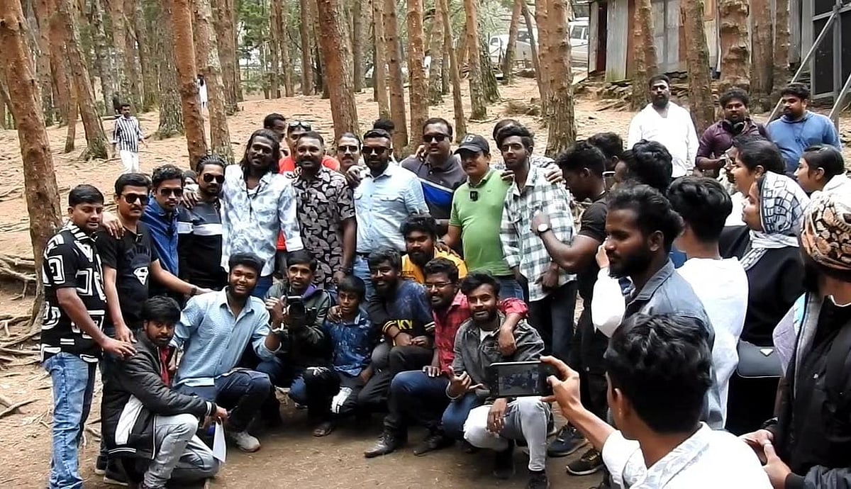 ``சுற்றுலா செல்லும் இடங்களில் ஆபத்தை உணராமல் நடந்து கொள்ளக்கூடாது