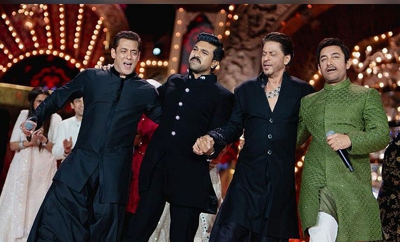 Anant Ambani Pre Wedding: `ஷாருக் முதன் பில் கேட்ஸ் வரை'- அம்பானி வீட்டு விழா  | Photo Album