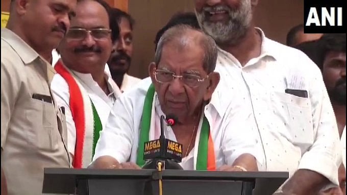 `அவருக்கு சமைக்க மட்டும்தான் தெரியும்’ - பாஜக பெண் வேட்பாளர் குறித்த காங்கிரஸ் MLA கருத்தால் சர்ச்சை