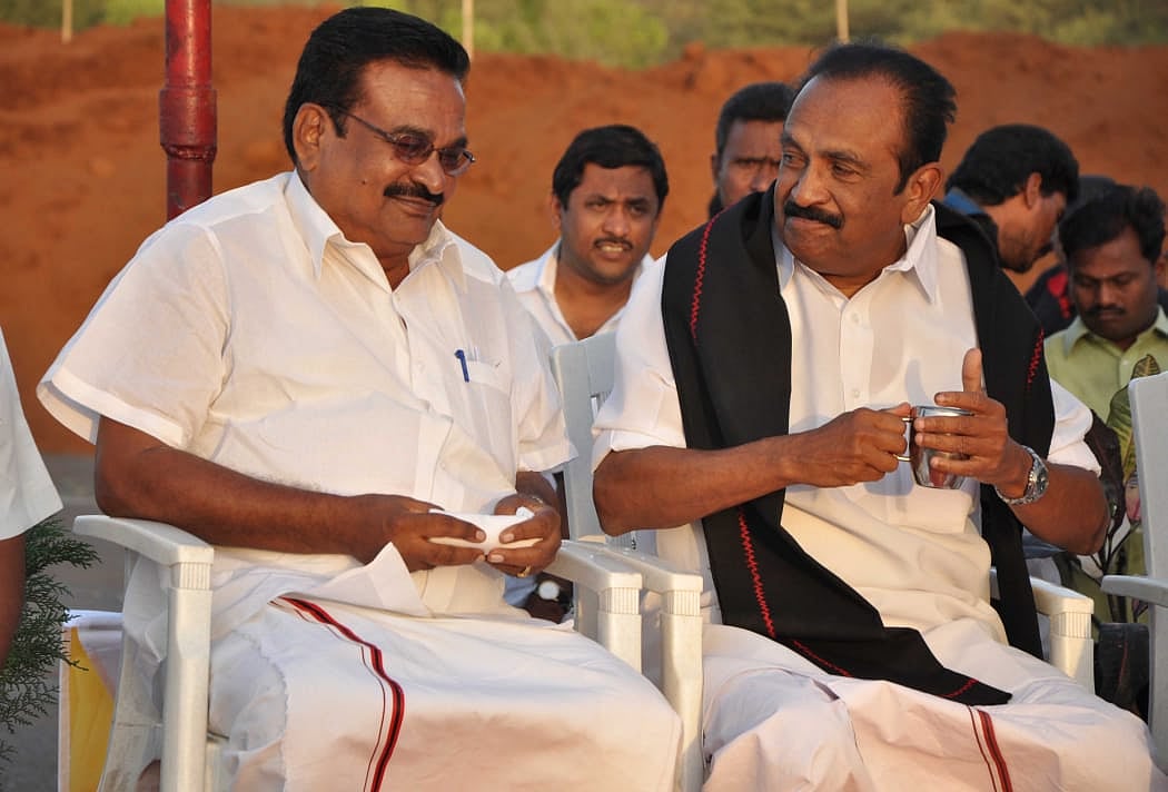 'சீட் கிடைக்காத வருத்தத்தில் கணேசமூர்த்தி இப்படி செய்து கொண்டார் என்பது உண்மை இல்லை!' - வைகோ