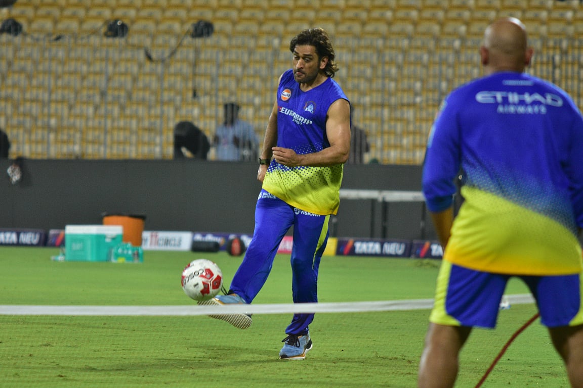 CSK Practice Session: ஜாலி மோடில் கேப்டன் ருத்துராஜ்; தீவிரப் பயிற்சியில் கீப்பர் தோனி! | Album