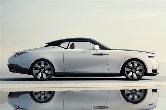 Rolls-Royce: 650 இனோவா காரோட விலை, ஆனா இரண்டே பேர்தான் போகமுடியும்! அப்படி என்னதாங்க இருக்கு இதுல?