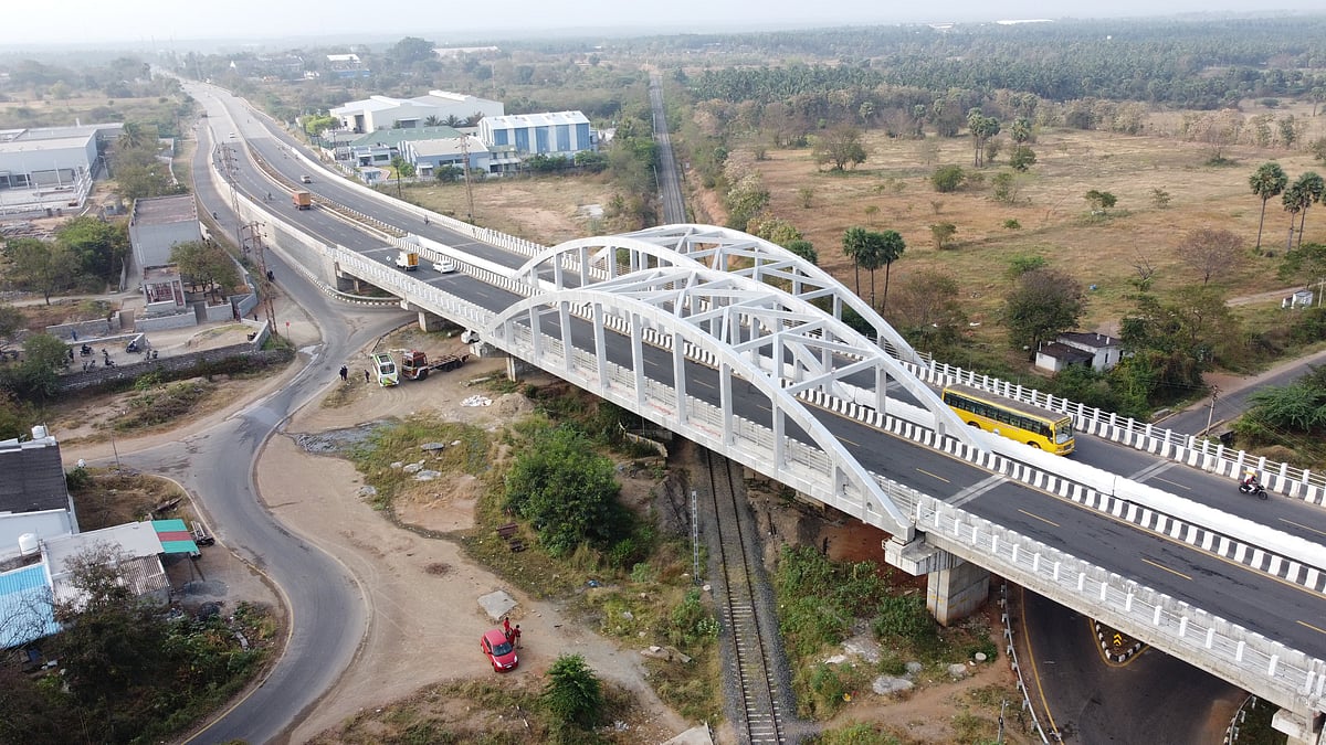 ஷாக் தந்த ரிப்போர்ட்... தனிக்கவனம் செலுத்தும் திமுக! - பொள்ளாச்சி நிலவரம் என்ன?!