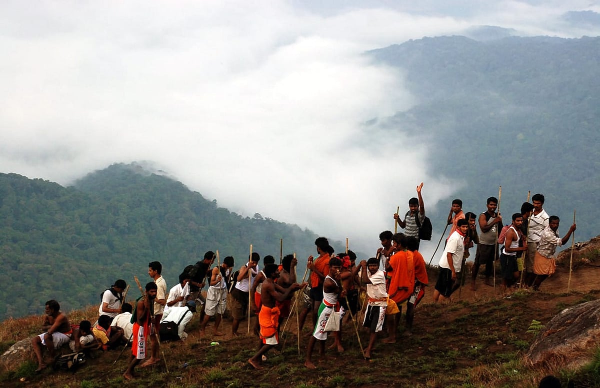 அடுத்தடுத்து நடக்கும் உயிரிழப்புகள் - கோவை வெள்ளியங்கிரி மலை செல்வோர் கவனத்துக்கு..!