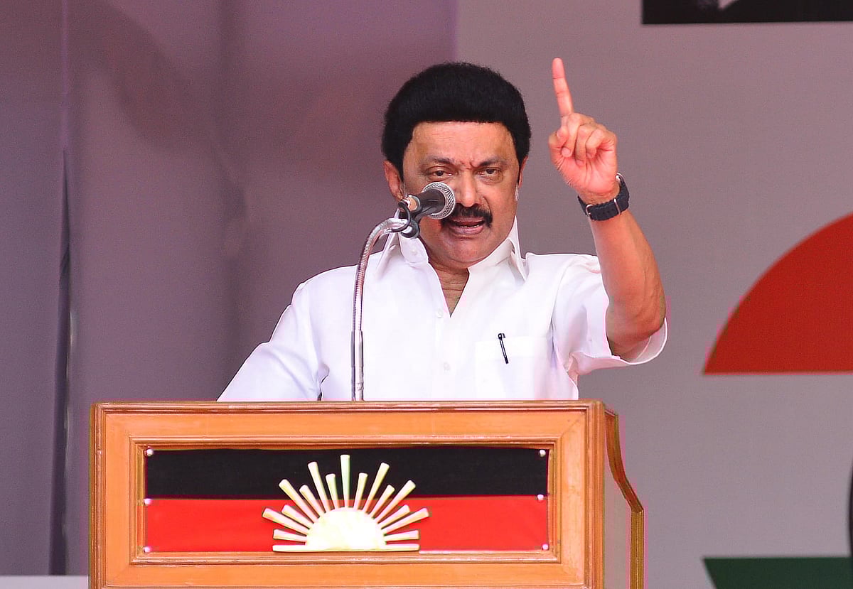 NEET: `மாநில உரிமையைப் பறிக்கும் செயல்; நீட் விலக்கு மசோதாவுக்கு உடனடி ஒப்புதல் வேண்டும்' - ஸ்டாலின்