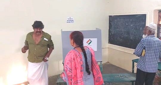 வேலூர்: ‘‘பூசணிக்காயா, பலாக்காயா..?’’ - சின்னம் விஷயத்தில் கடுப்பான மன்சூர் அலிகான்!