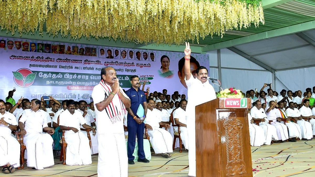 ``10 ரூபாய் பாலாஜி; கப்பம் கட்டுவதால் செயல்வீரர் என்று அழைக்கிறார் ஸ்டாலின்