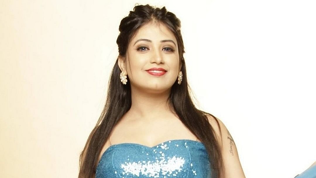 `பட வாய்ப்பு இல்லை!' -  மனஅழுத்தம் காரணமாக போஜ்புரி பட நடிகை விபரீத முடிவு