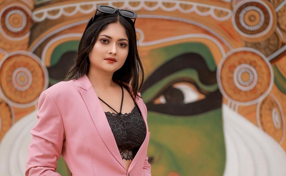 ‘ஆஹா, கல்யாணி எந்தா இவிடே!?’ - மலையாள சீரியலில் கலக்கும் `காரைக்குடி' ஐஸ்வர்யா