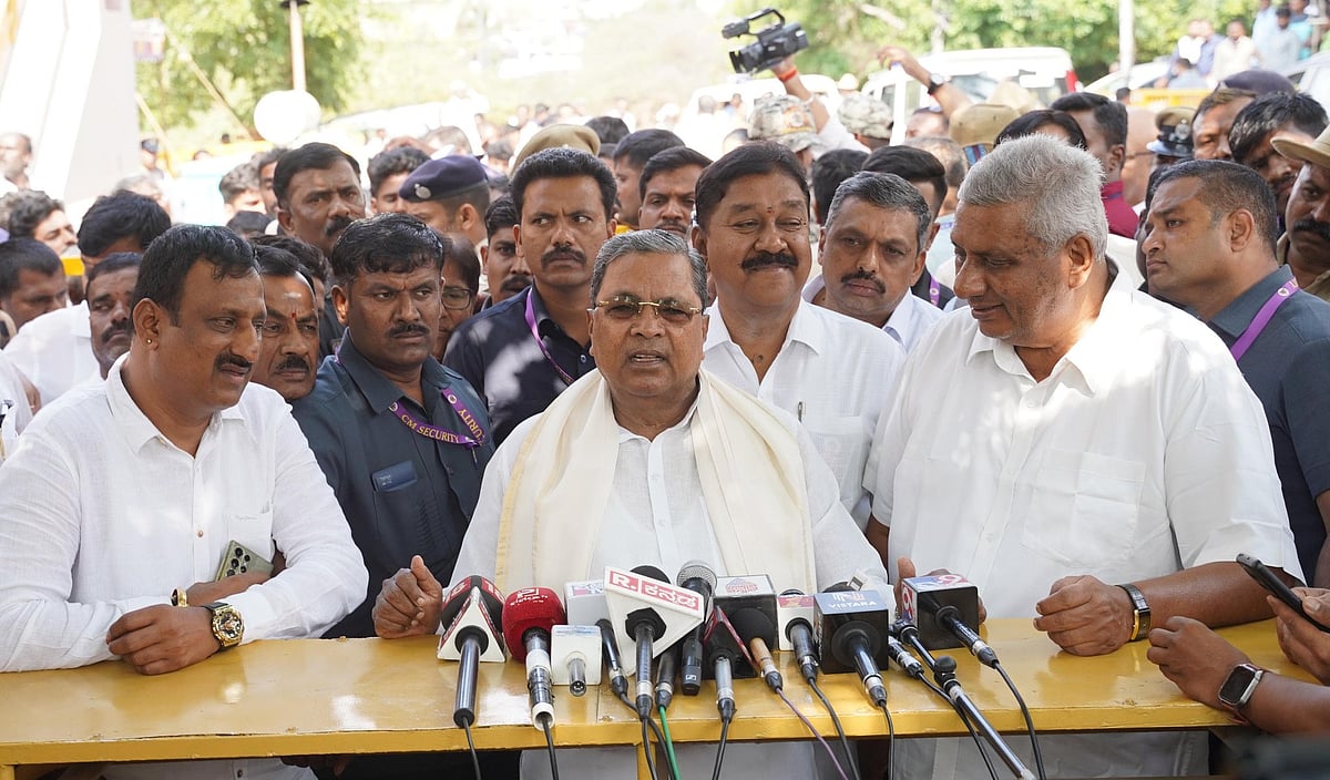 ``தலைக்கு ரூ.50 கோடி... தென்னிந்தியாவில் `ஆபரேஷன் லோட்டஸ்'-ஐ செயல்படுத்த பாஜக முயற்சி