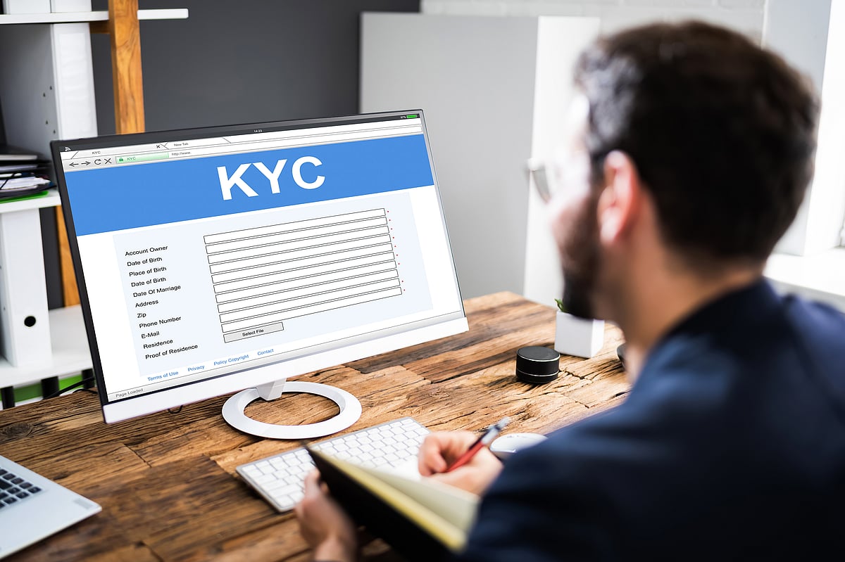 ``கண்ண சிமிட்ட முடியல'' ஆசிட் வீச்சில் தப்பிய பெண்கள் KYC செய்ய முடியாமல் தவிப்பு!
