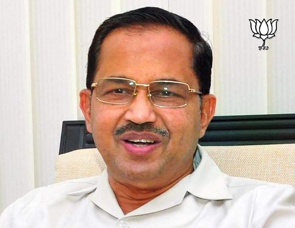 The kerala Story: `இந்தப் படத்தின் விவாதம், என்னைச் சுடுகிறது!' - பாஜக முஸ்லிம் வேட்பாளர் ஆதங்கம்!