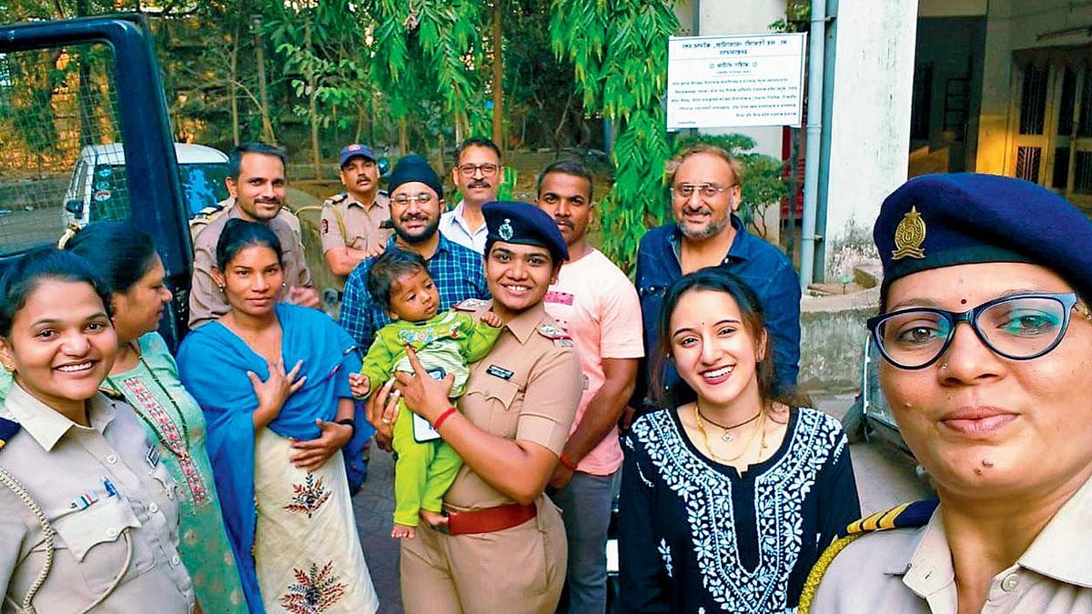 மும்பை டு பீகார்... நக்சலைட் ஆதிக்கம் மிகுந்த பகுதிக்குக் கடத்தப்பட்ட குழந்தை - மீட்டுவந்த போலீஸார்